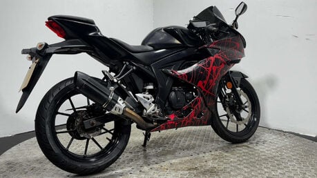 Suzuki GSX-R125 GSXR125 2017 20K GOOD RUNNING SPORTS BIKE 125CC 3