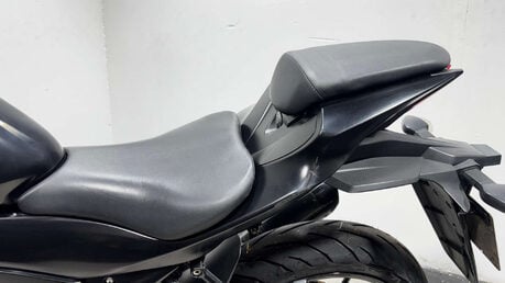 Suzuki GSX-R125 GSXR125 2017 20K GOOD RUNNING SPORTS BIKE 125CC 12