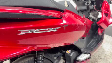 Honda PCX WW 2016 33K RUNNING PROJECT SCOOTER DAMAGED 125CC BIKE 8