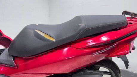 Honda PCX WW 2016 33K RUNNING PROJECT SCOOTER DAMAGED 125CC BIKE 18