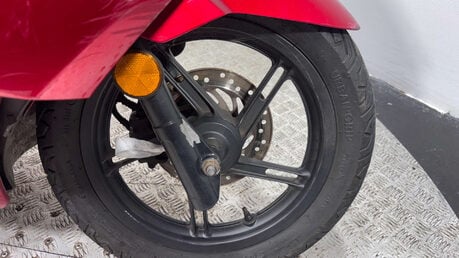 Honda PCX WW 2016 33K RUNNING PROJECT SCOOTER DAMAGED 125CC BIKE 24