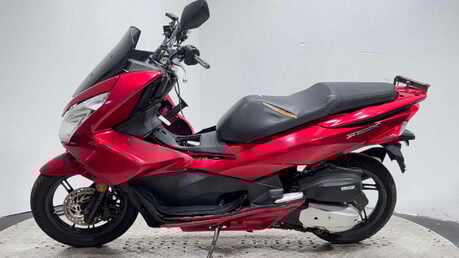 Honda PCX WW 2016 33K RUNNING PROJECT SCOOTER DAMAGED 125CC BIKE 4