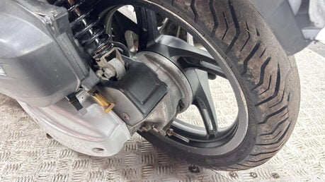 Honda PCX WW 2016 33K RUNNING PROJECT SCOOTER DAMAGED 125CC BIKE 15