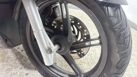 Honda PCX 2011 WW 60K NON RUNNING PROJECT BIKE PARTS BIKE 125CC 7