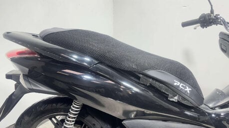 Honda PCX 2011 WW 60K NON RUNNING PROJECT BIKE PARTS BIKE 125CC 10