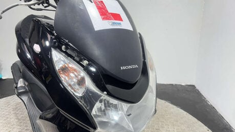 Honda PCX 2011 WW 60K NON RUNNING PROJECT BIKE PARTS BIKE 125CC 14