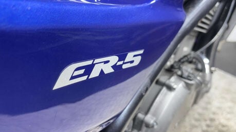 Kawasaki Er 1999 27K RUNNING PROJECT BIKE 500CC TWIN CARBED BIKE ER500 28