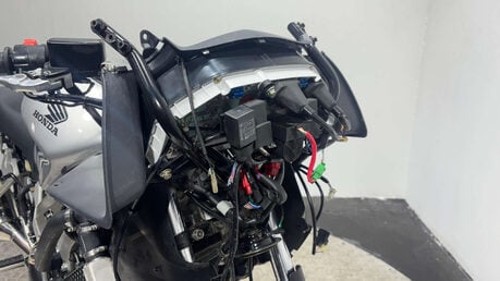 Honda VFR 2001 17K NON RUNNING PROJECT BIKE BREAKER 800CC SPORTS TOURER 21