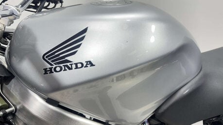 Honda VFR 2001 17K NON RUNNING PROJECT BIKE BREAKER 800CC SPORTS TOURER 23