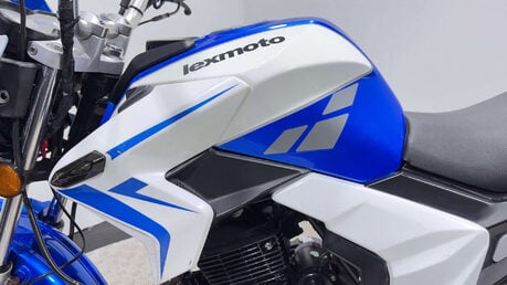 Lexmoto Venom 2015 SPARES OR REPAIR NON RUNNING PROJECT BIKE 125CC NAKEDE 32