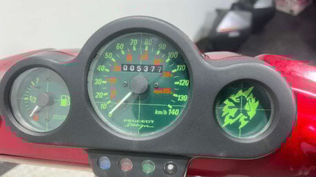 Peugeot Ion SPEEDFIGHT 100 1999 5K NON RUNNING CLASSIC 2T 2 STROKE SCOOTER BIKE 23