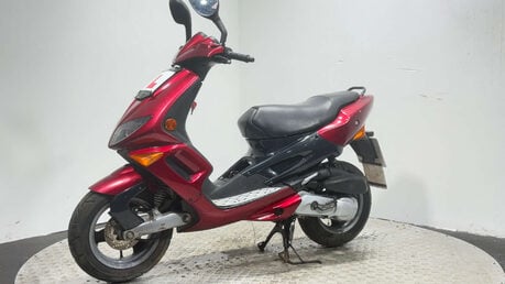 Peugeot Ion SPEEDFIGHT 100 1999 5K NON RUNNING CLASSIC 2T 2 STROKE SCOOTER BIKE 6