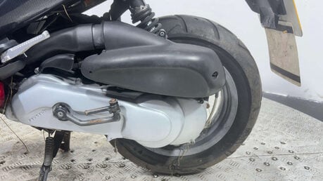 Peugeot Ion SPEEDFIGHT 100 1999 5K NON RUNNING CLASSIC 2T 2 STROKE SCOOTER BIKE 30