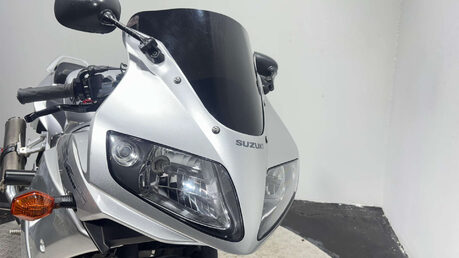 Suzuki SV1000 SV1000 2003 21K NON RUNNING SPARES OR REPAIR 1000CC VTWIN 10
