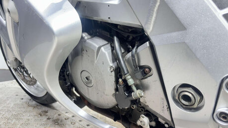 Suzuki SV1000 SV1000 2003 21K NON RUNNING SPARES OR REPAIR 1000CC VTWIN 18