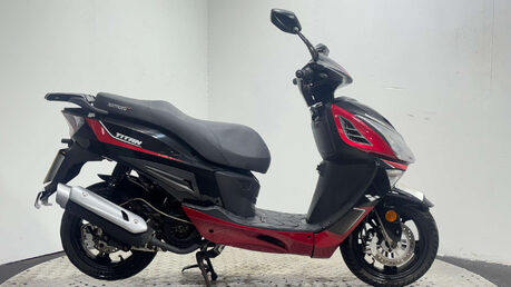 Lexmoto Titan 125 2022 NON RUNNING 11K PROJECT SCOOTER 125CC BIKE 1