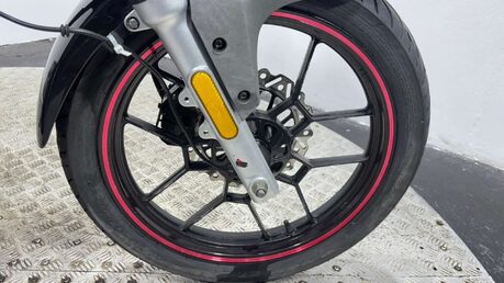 Lexmoto ZSX 2014 4K RUNNING LIGHT PROJECT BIKE 125CC NAKED COMMUTER 8
