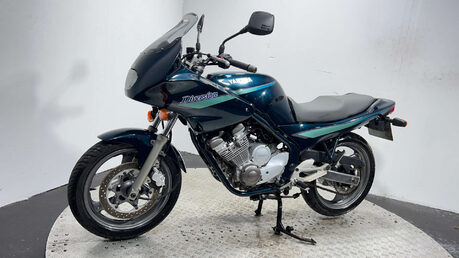Yamaha XJ6 1995 ONLY 6K NON RUNNING PROJECT BIKE 600CC COMMUTER BIKE 5