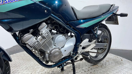 Yamaha XJ6 1995 ONLY 6K NON RUNNING PROJECT BIKE 600CC COMMUTER BIKE 18