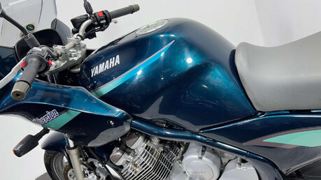 Yamaha XJ6 1995 ONLY 6K NON RUNNING PROJECT BIKE 600CC COMMUTER BIKE 20