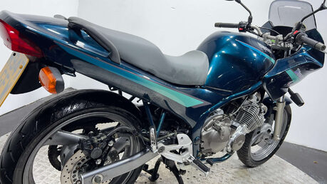 Yamaha XJ6 1995 ONLY 6K NON RUNNING PROJECT BIKE 600CC COMMUTER BIKE 7