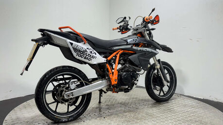 Sinnis Apache 125 2021 8K NON RUNNING SUPERMOTO PROJECT BIKE 125CC 3
