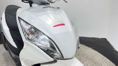 Honda Vision 2013 35K NON RUNNING PROJECT SCOOTER 110CC LEARNER BIKE 25