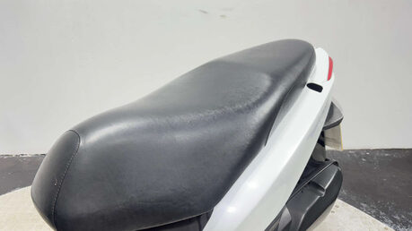 Honda Vision 2013 35K NON RUNNING PROJECT SCOOTER 110CC LEARNER BIKE 23