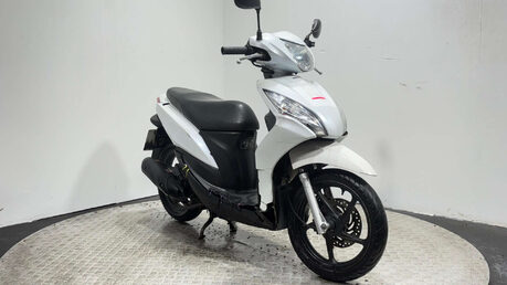 Honda Vision 2013 35K NON RUNNING PROJECT SCOOTER 110CC LEARNER BIKE 3