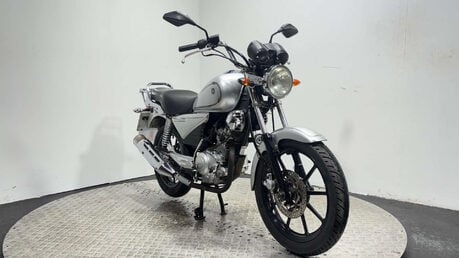 Yamaha YBR125 Custom 2013 24K GREAT RUNNING PROJECT BIKE 125CC CRUISER 4