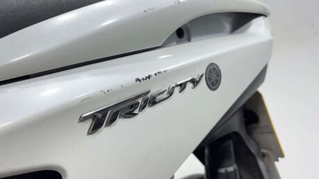 Yamaha Tricity 125 2015 28K NON RUNNING PROJECT SCOOTER 125CC TRIKE 3 WHEELER 14