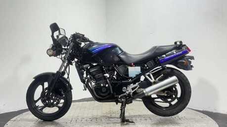 Kawasaki Ninja 250 R 1997 NON RUNNING CLASSIC PROJECT BIKE SPARES OR REPAIR 250CC 4