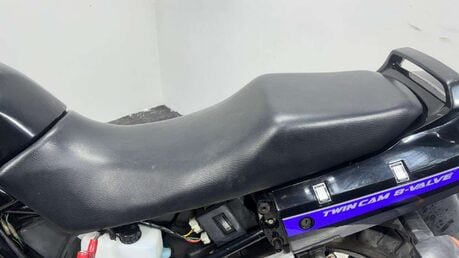 Kawasaki Ninja 250 R 1997 NON RUNNING CLASSIC PROJECT BIKE SPARES OR REPAIR 250CC 30