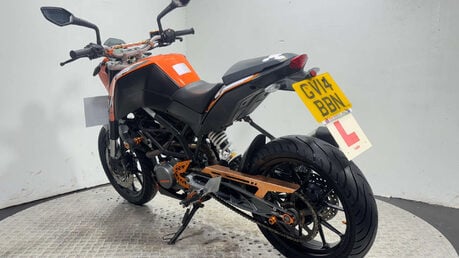 KTM Duke 2014 31K GREAT RUNNING SUPERMOTO BIKE 125CC 15BHP 6