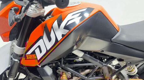 KTM Duke 2014 31K GREAT RUNNING SUPERMOTO BIKE 125CC 15BHP 15