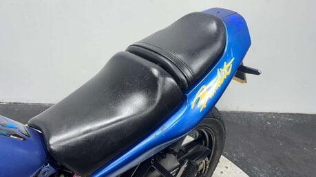 Suzuki Bandit 400 GSF 1993 16K NON RUNING PROJECT BIKE SPARES OR REPAIR 400CC 18