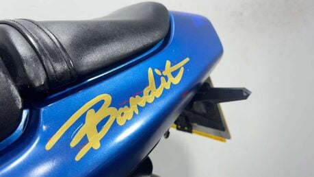 Suzuki Bandit 400 GSF 1993 16K NON RUNING PROJECT BIKE SPARES OR REPAIR 400CC 19