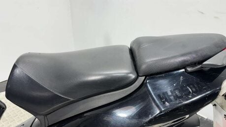 Aprilia SR 50 17K 2011 2 STROKE 2T NON RUNNING PROJECT SCOOTER 50CC BIKE 25