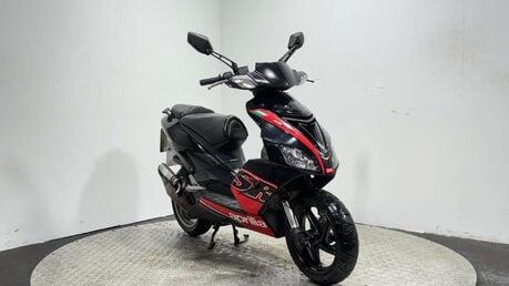 Aprilia SR 50 17K 2011 2 STROKE 2T NON RUNNING PROJECT SCOOTER 50CC BIKE 3