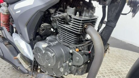 Keeway RKV 2016 8K NON RUNNING PROJECT 125CC SOLID BIKE COMMUTER 19