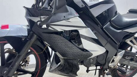 Honda CBR CBR125 2009 28K NON RUNNING SPORTS PROJECT BIKE 125CC 26