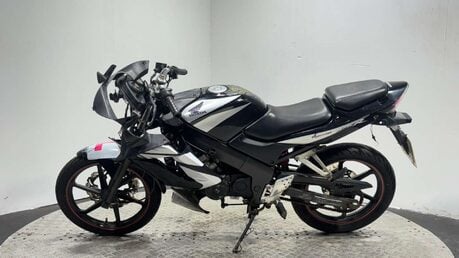 Honda CBR CBR125 2009 28K NON RUNNING SPORTS PROJECT BIKE 125CC 4