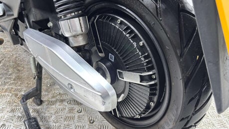 Yadea E-Lex LEXMOTO ELEX ELECTRIC BIKE SCOOTER RIDE AT 16 CLEAN PROJECT 16