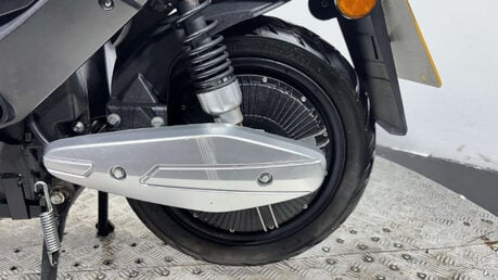 Yadea E-Lex LEXMOTO ELEX ELECTRIC BIKE SCOOTER RIDE AT 16 CLEAN PROJECT 9