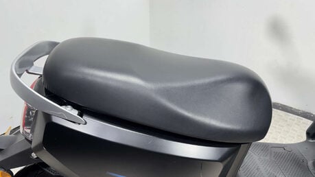 Yadea E-Lex LEXMOTO ELEX ELECTRIC BIKE SCOOTER RIDE AT 16 CLEAN PROJECT 21