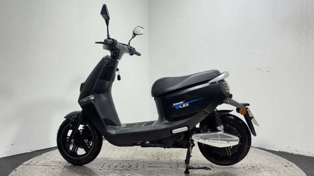 Yadea E-Lex LEXMOTO ELEX ELECTRIC BIKE SCOOTER RIDE AT 16 CLEAN PROJECT 6