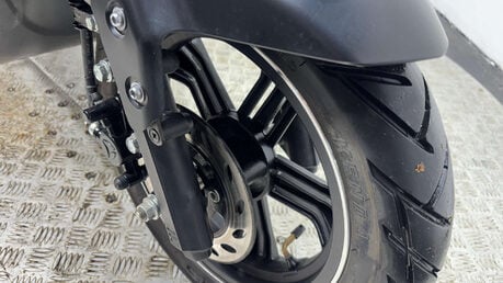 Yadea E-Lex LEXMOTO ELEX ELECTRIC BIKE SCOOTER RIDE AT 16 CLEAN PROJECT 23