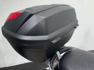 Yadea G5 LEXMOTO ELECTRIC SCOOTER BIKE RIDE AT 16 TRADE SALE ESCOOTER 25