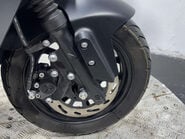 Yadea G5 LEXMOTO ELECTRIC SCOOTER BIKE RIDE AT 16 TRADE SALE ESCOOTER 16