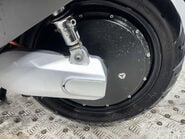 Yadea G5 LEXMOTO ELECTRIC SCOOTER BIKE RIDE AT 16 TRADE SALE ESCOOTER 9